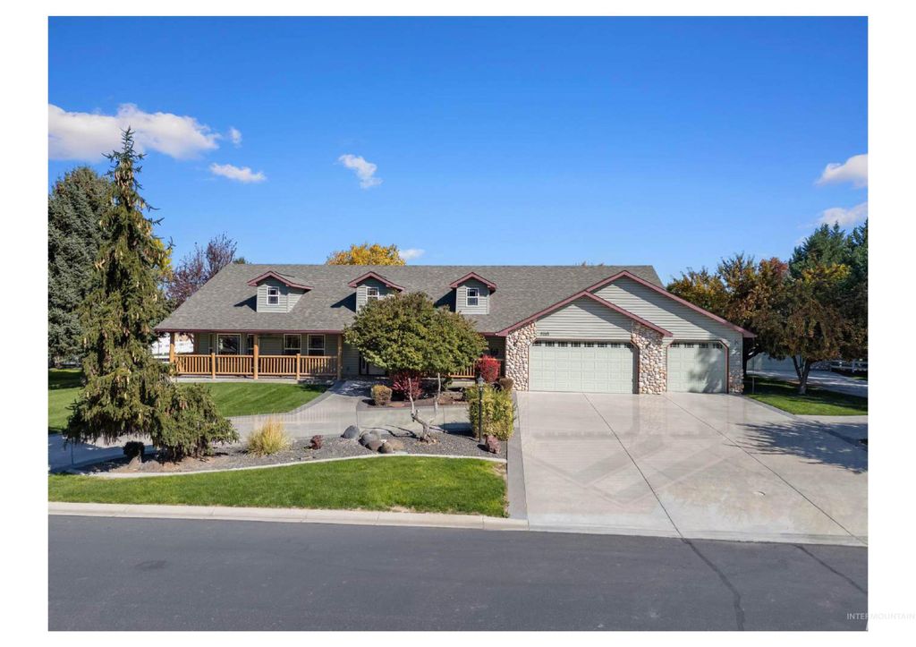 Photo of 8118 S Slide Creek Ln, Meridian, ID 83642 (MLS # 98965456)