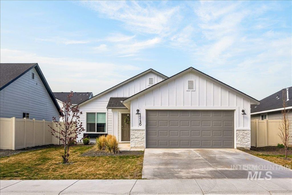 Photo of 11130 W Peterborough St, Nampa, ID 83651 (MLS # 98981377)