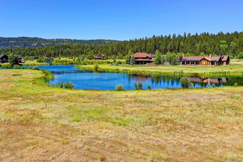 Photo of 86 Fawnlilly, McCall, ID 83638 (MLS # 98944714)