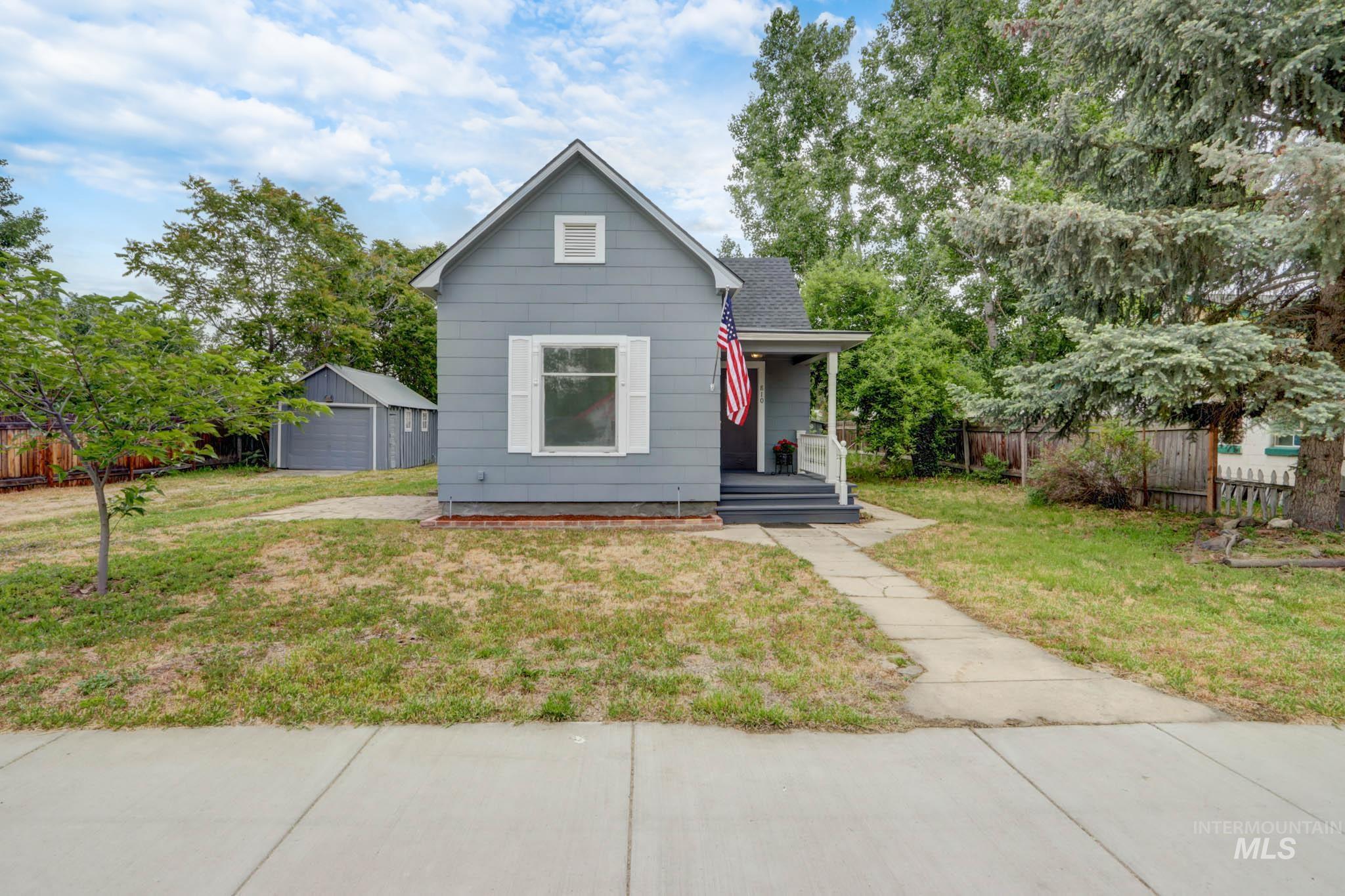 810 S Washington Ave