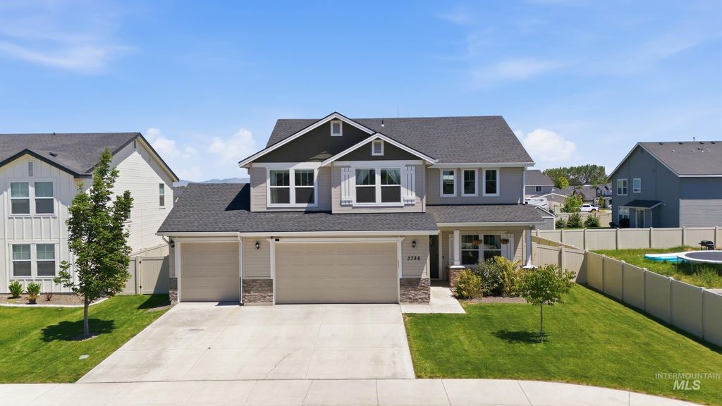 Photo of 3786 S Coalmont Ave, Nampa, ID 83686 (MLS # 98992637)
