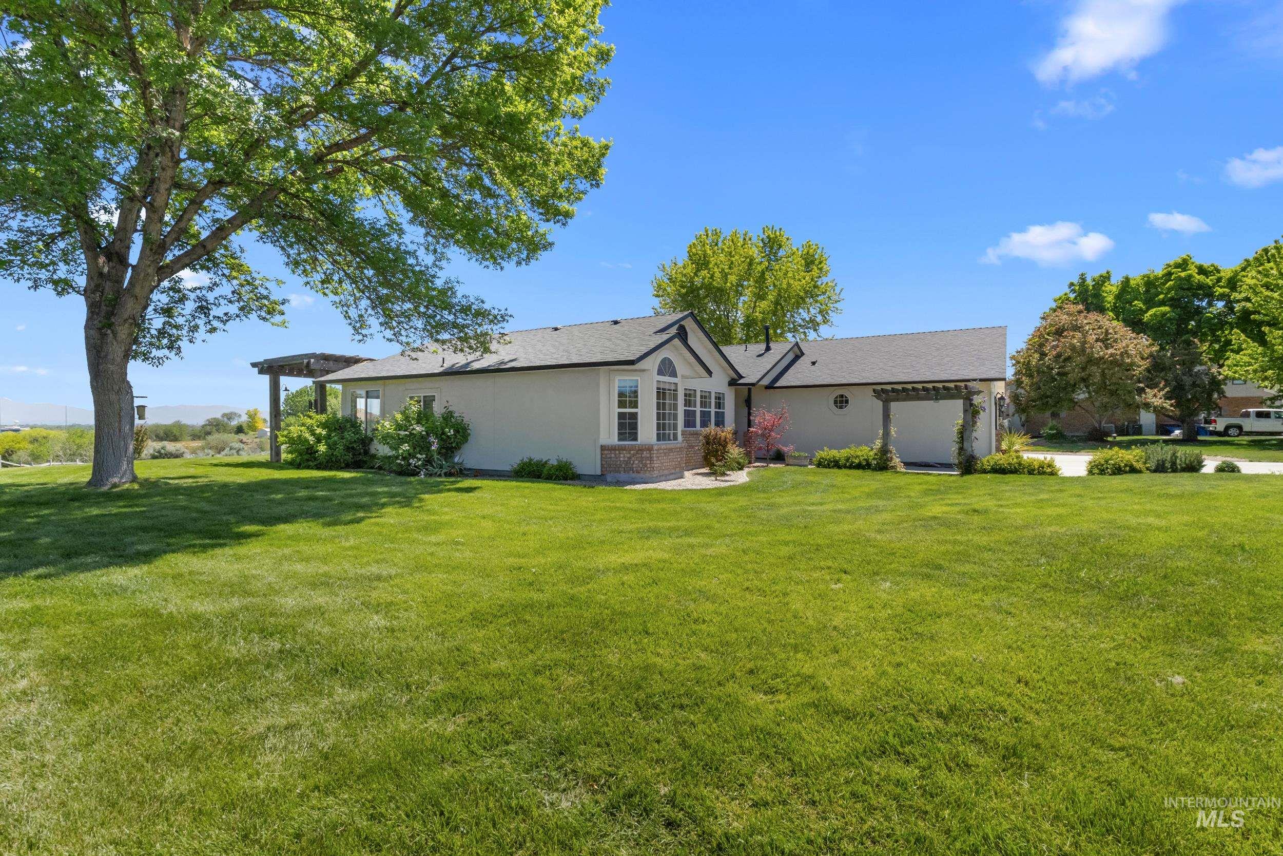 3771 W Silver Terrace Road