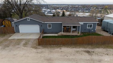 Photo of 10653 Valley Hi Road, Middleton, ID 83644 (MLS # 98979164)