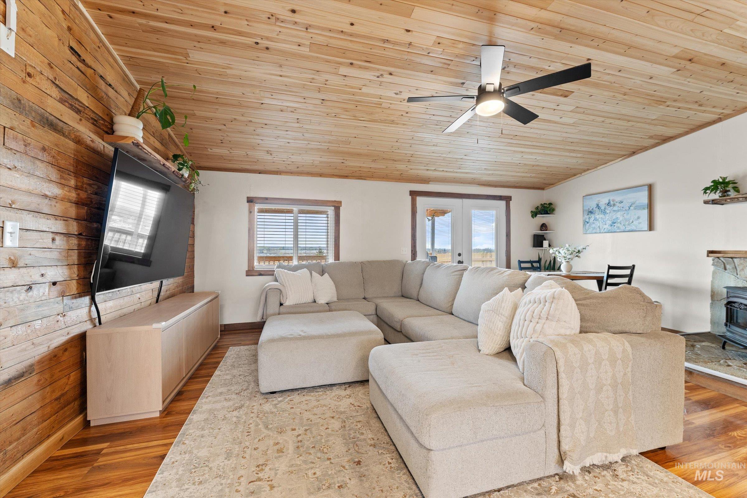 10653 Valley Hi Road