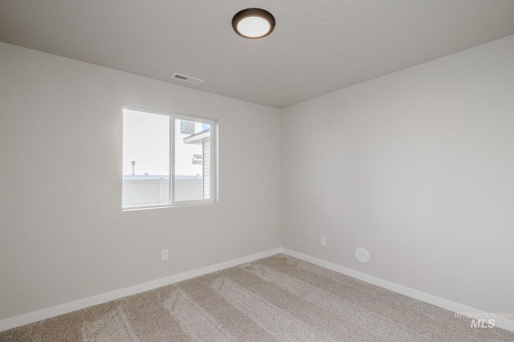 Photo of 7300 S Bungalow Ave, Meridian, ID 83642 (MLS # 98972113)