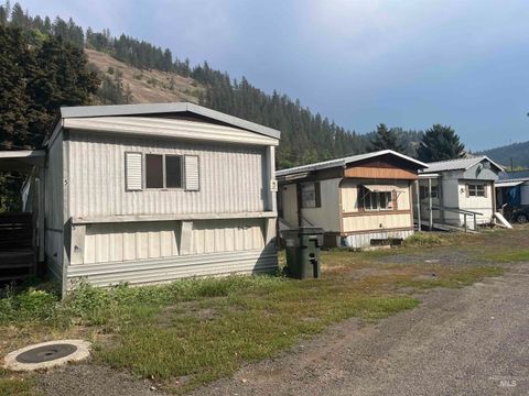 Photo of 312 Clearwater Avenue, Stites, ID 83552 (MLS # 98961491)