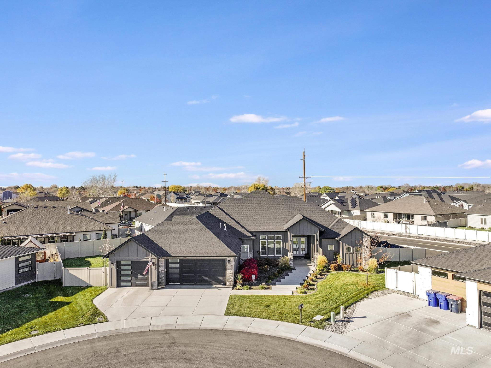 Twin Falls, Idaho 83301, United States, 4 Bedrooms Bedrooms, ,3 BathroomsBathrooms,Residential,Active,252477