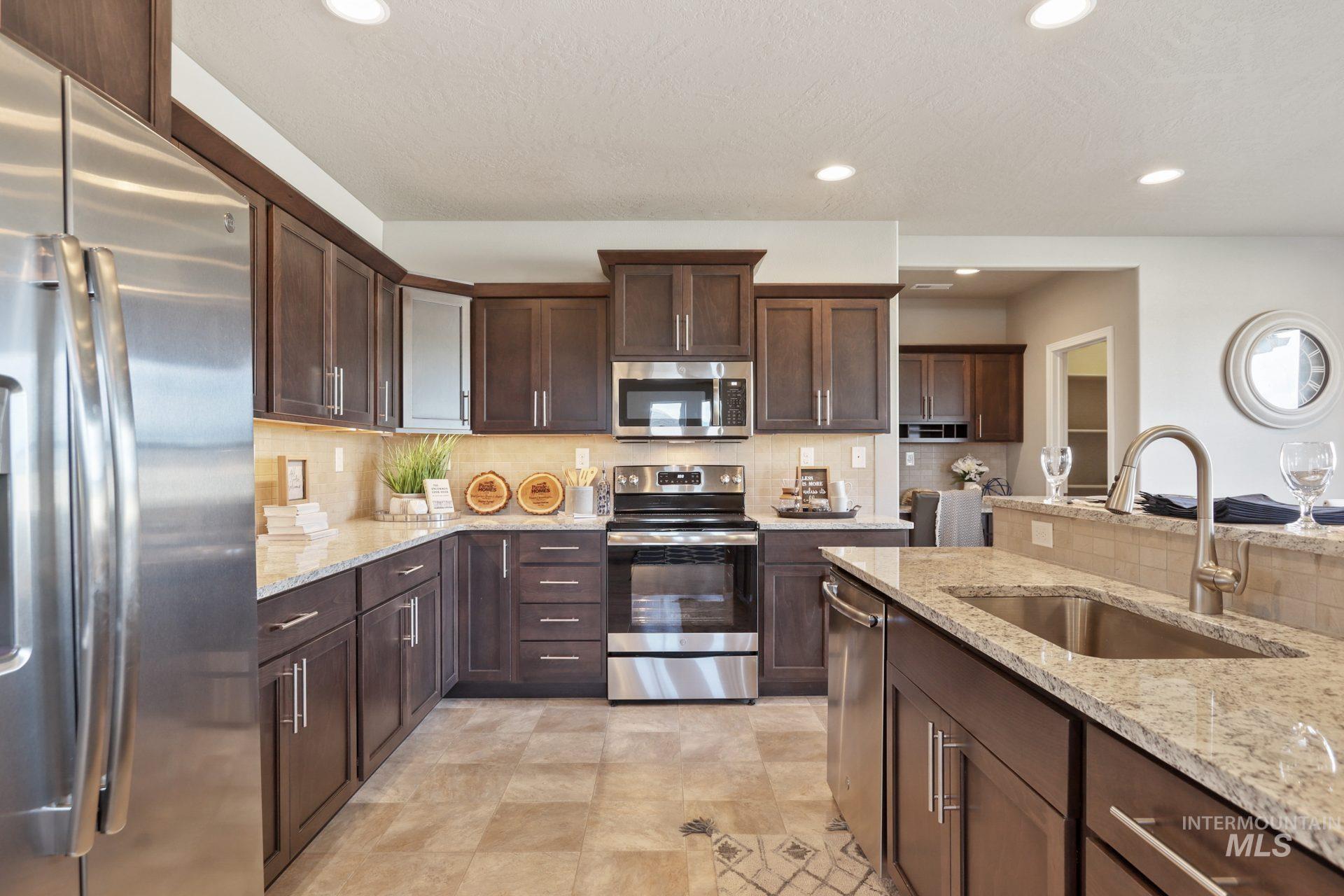 1676 Tule Dr.