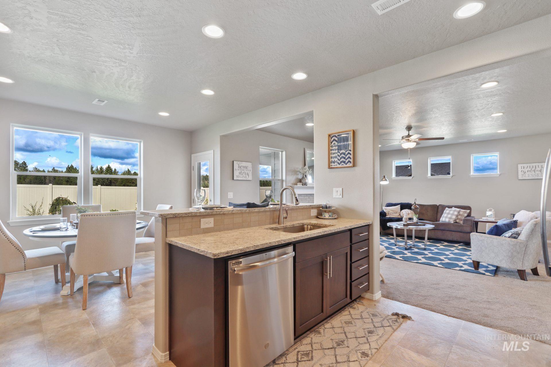 1676 Tule Dr.