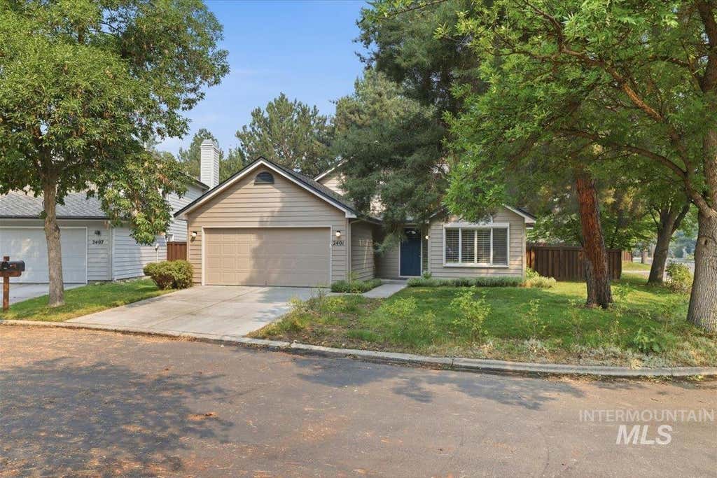 Photo of 2401 S Swallowtail Ln, Boise, ID 83706 (MLS # 98995788)