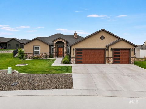 Photo of 1529 Clear Creek Loop, Twin Falls, ID 83301 (MLS # 98993374)