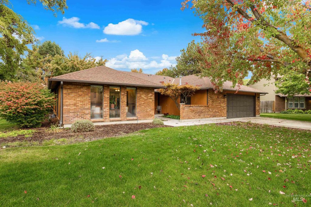 Photo of 3602 S Vintage Way, Boise, ID 83703 (MLS # 98963849)