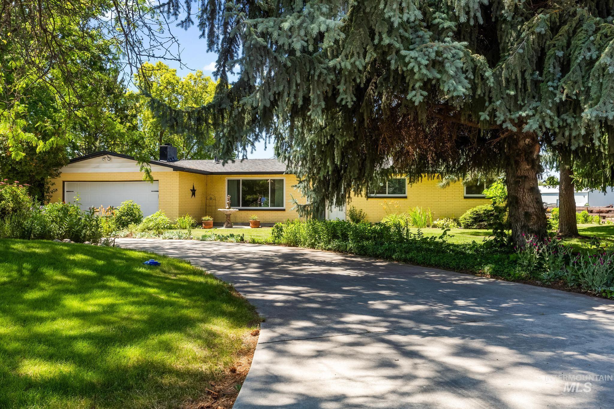 10875 W Hollandale Dr