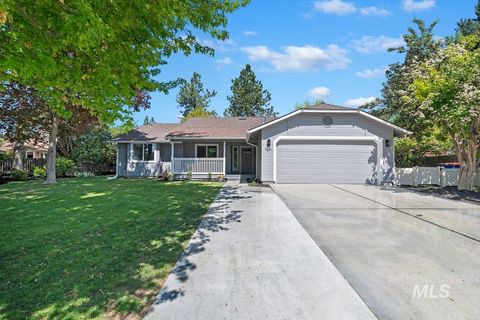 Photo of 7202 W Mojave Dr, Boise, ID 83709 (MLS # 98984079)