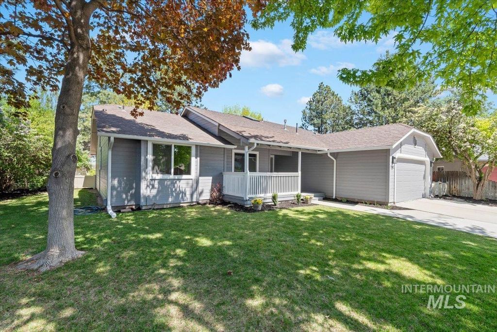 Photo of 7202 W Mojave Dr, Boise, ID 83709 (MLS # 98984079)