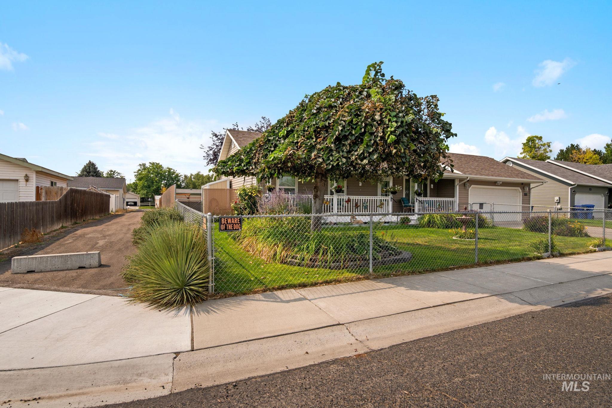 833 Arrow Wood Court