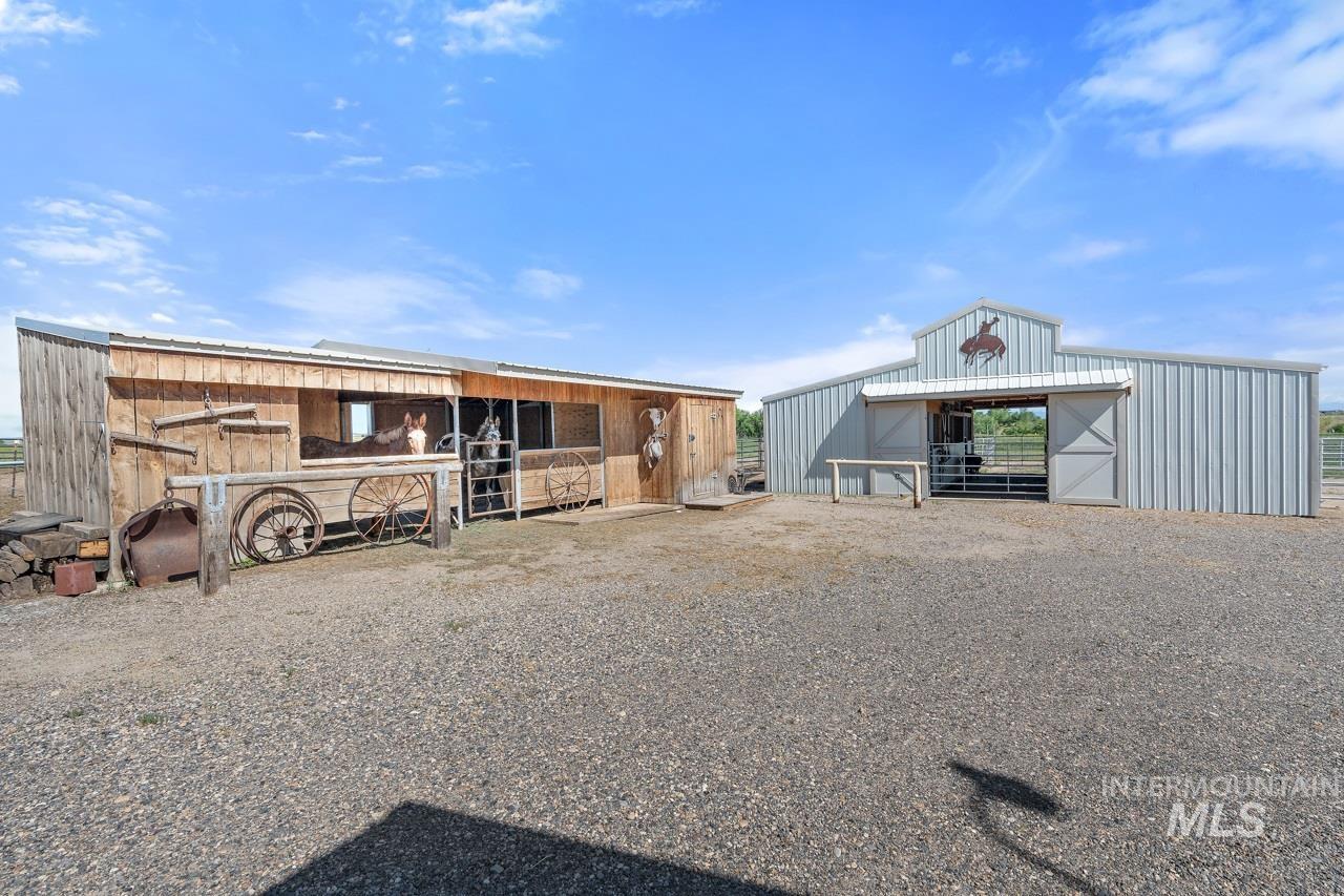 4532 Oak Road