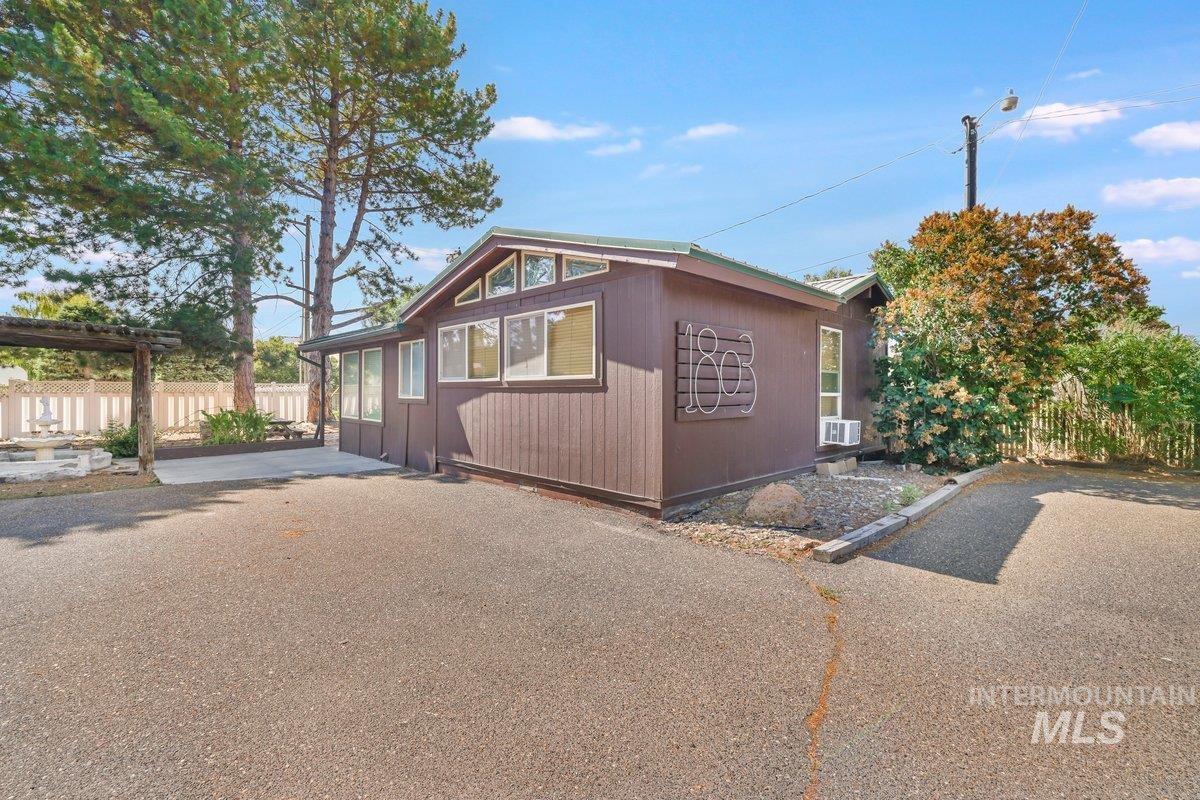 2 Bedroom 1 1/2 Bath