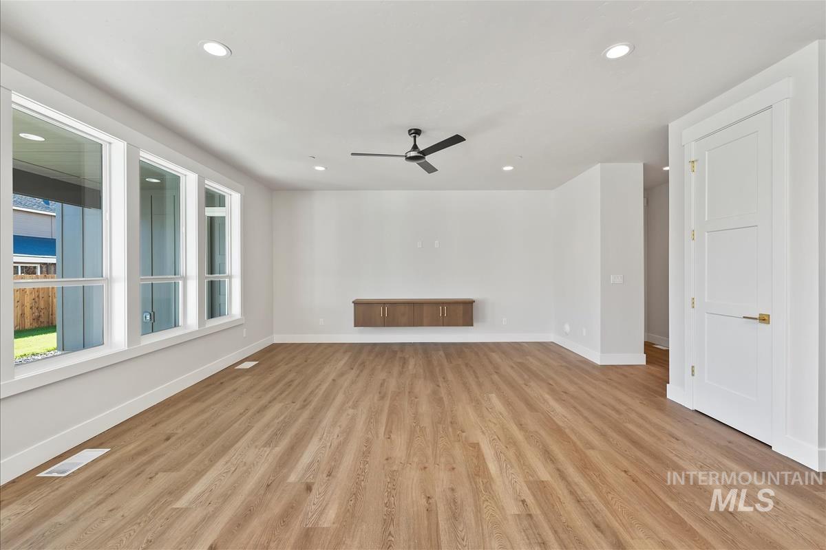 527 Hidden Mill Ct