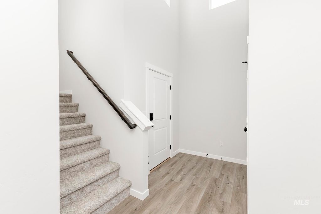 Photo of 10574 W Tinder St, Star, ID 83669 (MLS # 98964537)