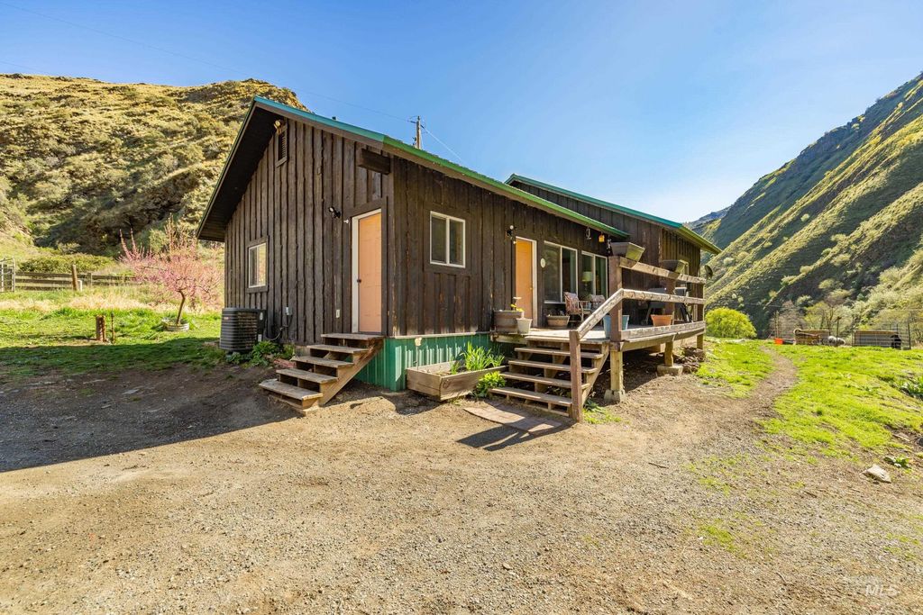 Photo of 221 Seven Devils Road, Riggins, ID 83549 (MLS # 98981823)