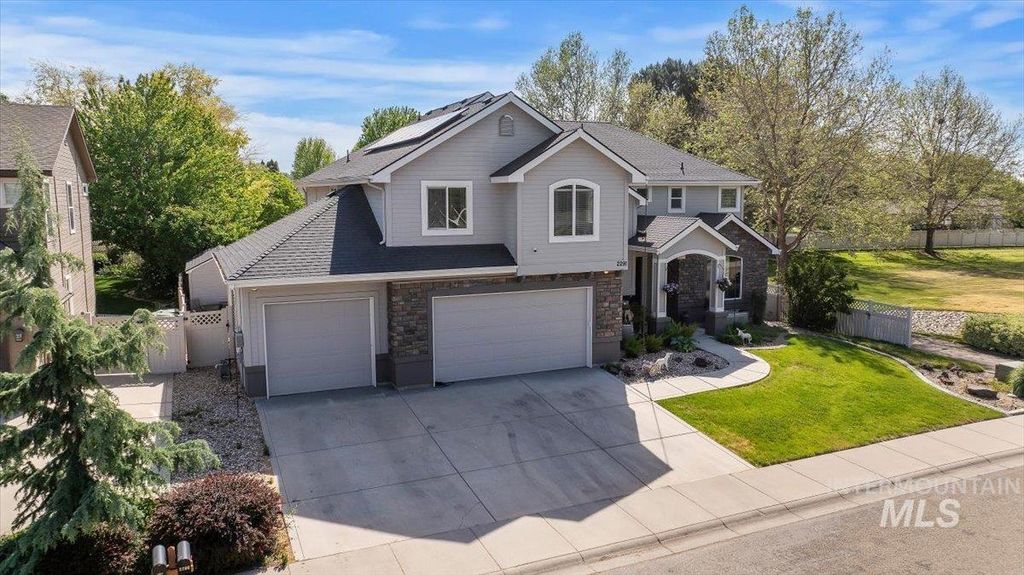 Photo of 2291 W Windchime Dr, Meridian, ID 83646 (MLS # 98986076)