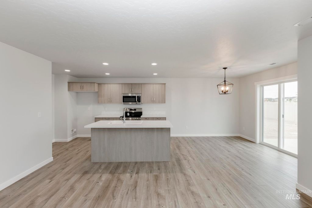 Photo of 3103 S Maple Ranch Way, Nampa, ID 83686 (MLS # 98965360)