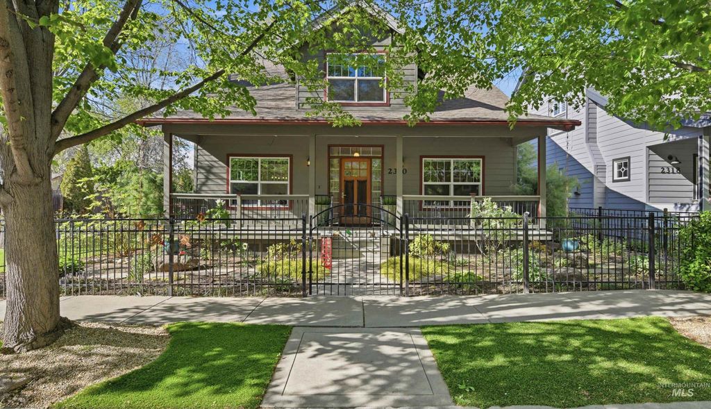 Photo of 2310 E Gloucester Pl, Boise, ID 83706 (MLS # 98984486)