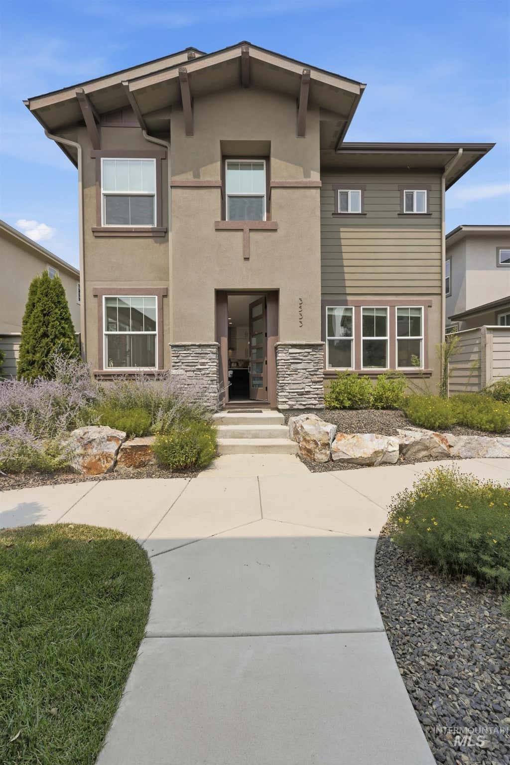 Photo of 3533 S Pheasant Tail Way, Boise, ID 83716 (MLS # 98994655)