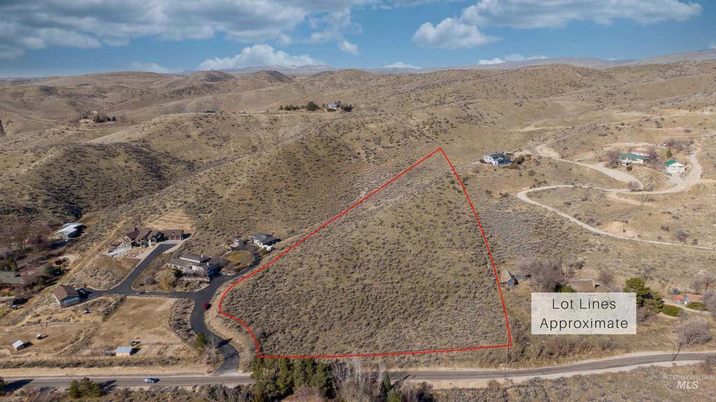 Photo of 7451 N Pierce Park Ln, Boise, ID 83714 (MLS # 98995881)