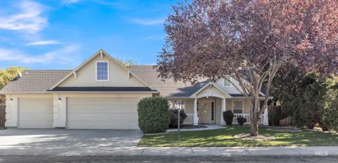 Photo of 3886 N Price Way, Meridian, ID 83646 (MLS # 98964310)