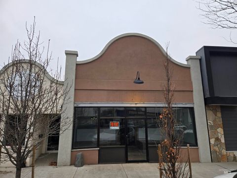 Photo of 426 S Main Ave, Twin Falls, ID 83301 (MLS # 98973209)