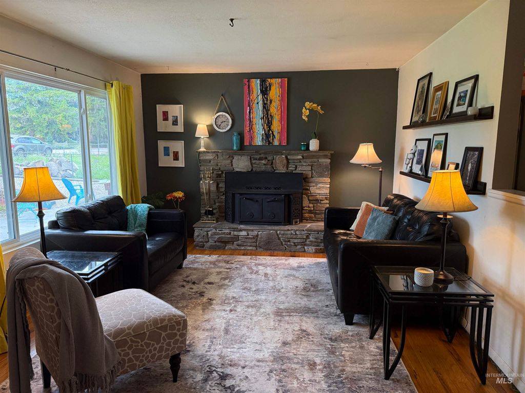 Photo of 4106 Jessie Ln, Nampa, ID 83686 (MLS # 98985676)