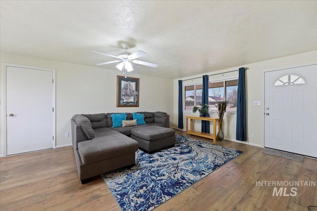 Photo of 787 W Mendi Pl, Kuna, ID 83634 (MLS # 98968915)