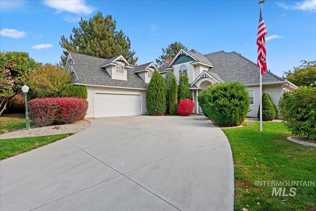2118 N Springland Pl