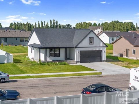 Photo of 4201 N Zona Way, Idaho Falls, ID 83401 (MLS # 98982062)