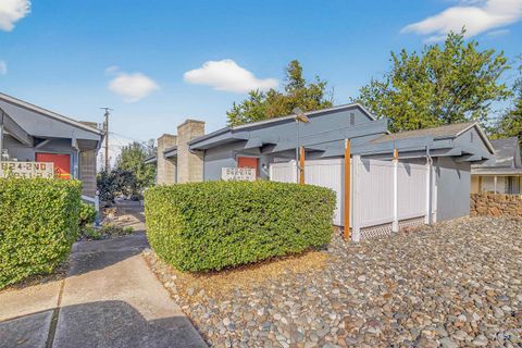 820, 822, 824 2nd St Clarkston WA 99403