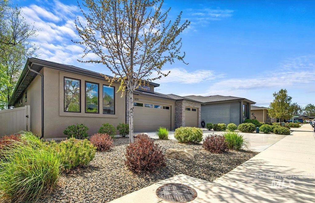 Photo of 6179 W Ina Dr, Boise, ID 83703 (MLS # 98983766)