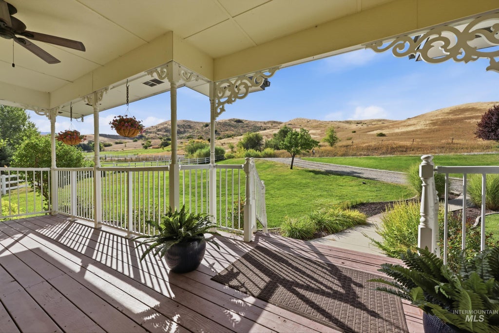 Photo of 26 Maria Dr, Horseshoe Bend, ID 83629 (MLS # 99000659)