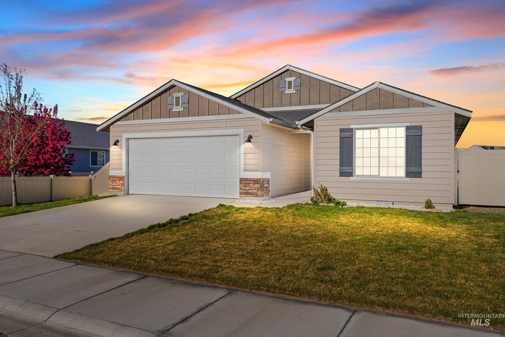 Photo of 6718 S Allegiance Ave, Meridian, ID 83642 (MLS # 98981003)