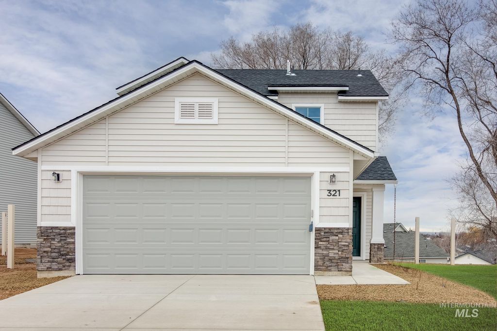 Photo of 301 Whitetail Ave, Horseshoe Bend, ID 83629 (MLS # 98973286)