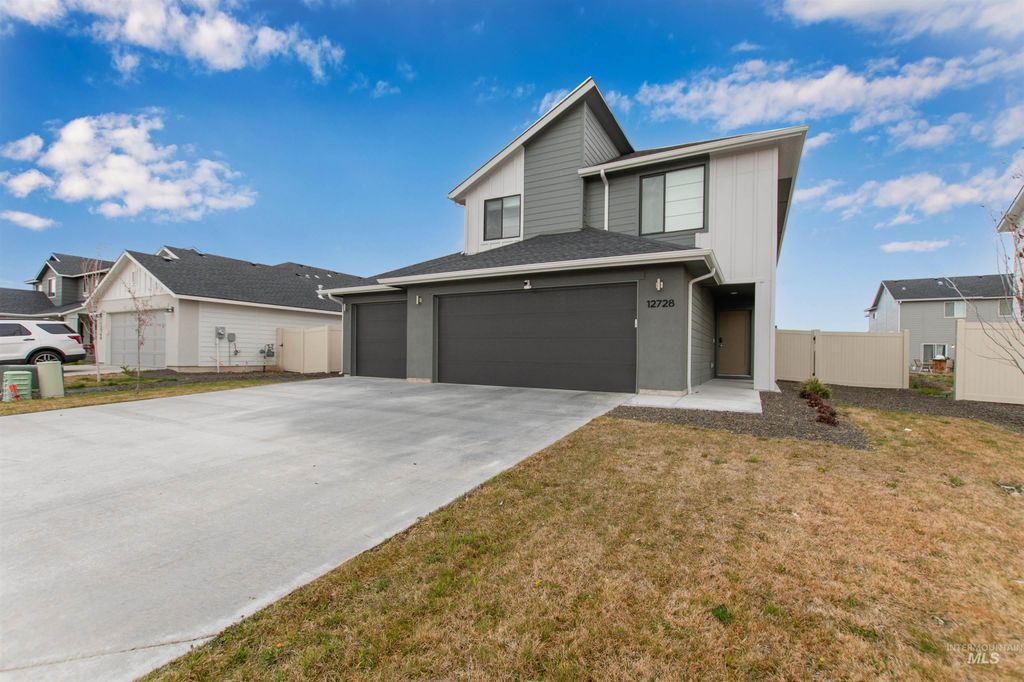 Photo of 12728 Abbeygate Drive, Nampa, ID 83651 (MLS # 98980711)
