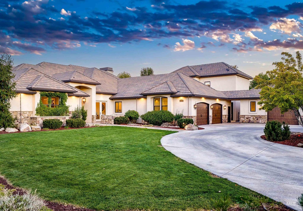 Photo of 6462 N. Spurwing Ln, Meridian, ID 83646 (MLS # 99001072)