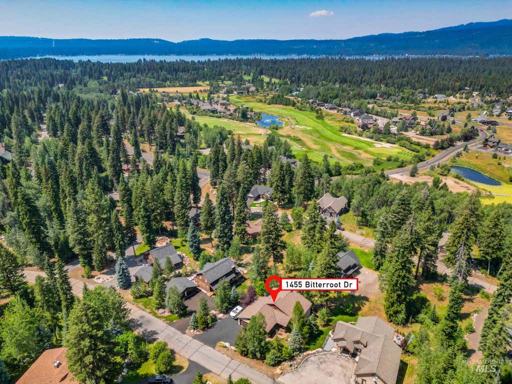 Photo of 1455 Bitterroot Drive, McCall, ID 83638 (MLS # 98995998)
