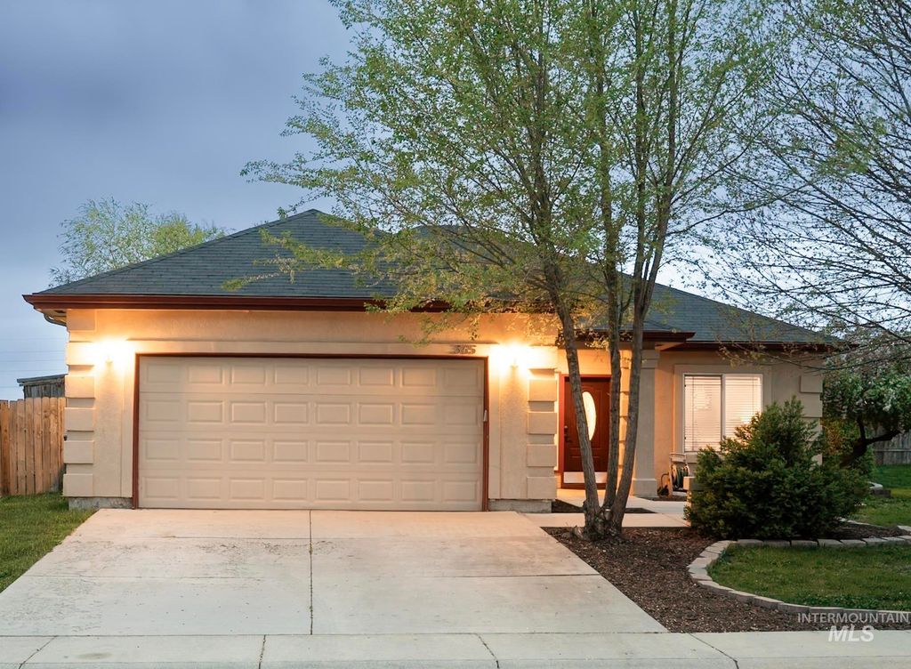 Photo of 365 Forester Rd, Middleton, ID 83644 (MLS # 98980908)