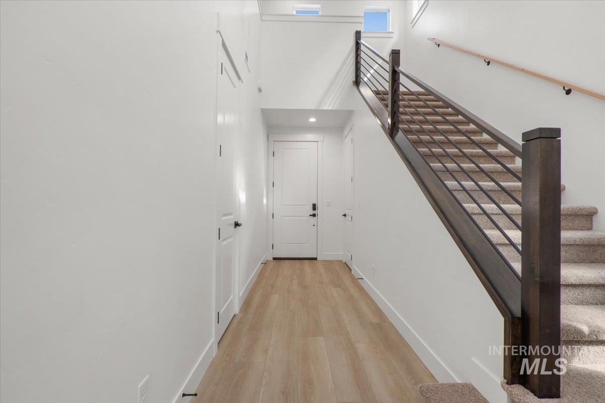 6102 N Senita Hills Ave