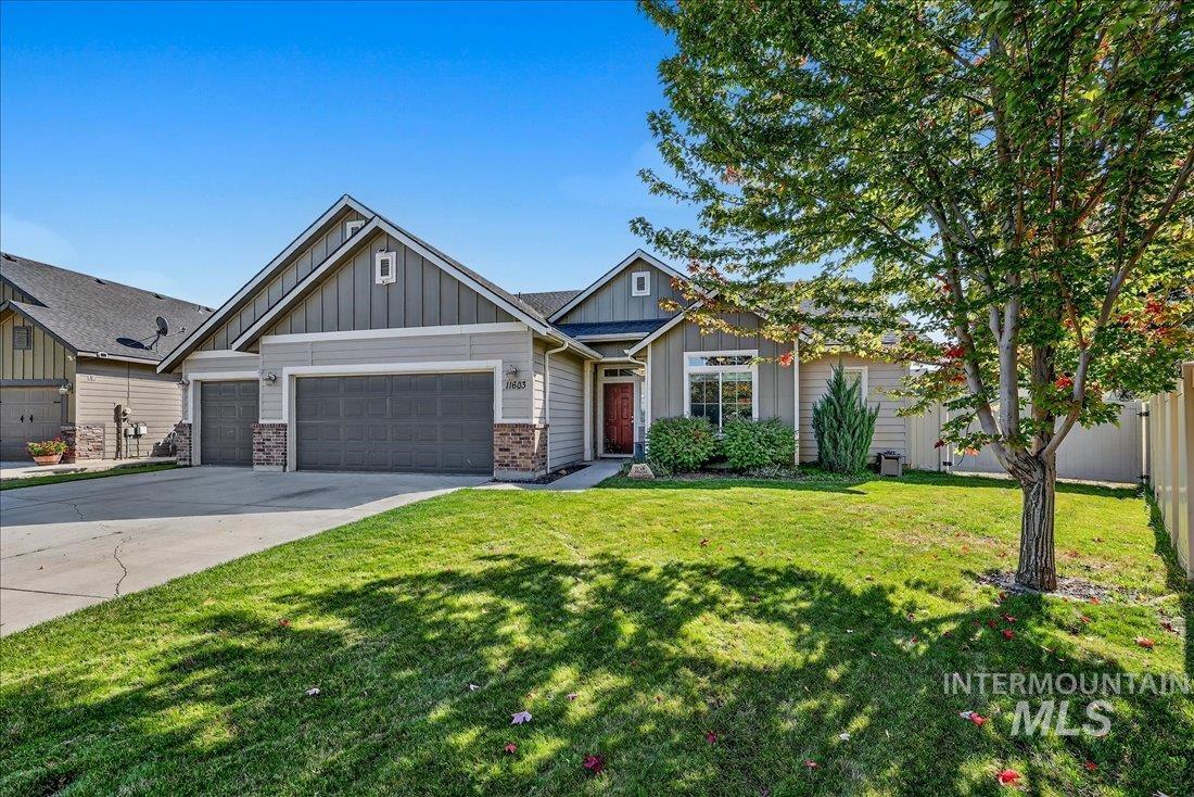 11603 W Hidden Point