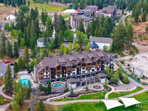 Photo of 75 Arling Center Court #406, Donnelly, ID 83615 (MLS # 98924315)