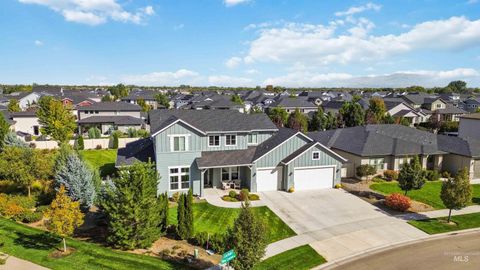 Photo of 2416 E Lachlan St, Meridian, ID 83642 (MLS # 98969417)