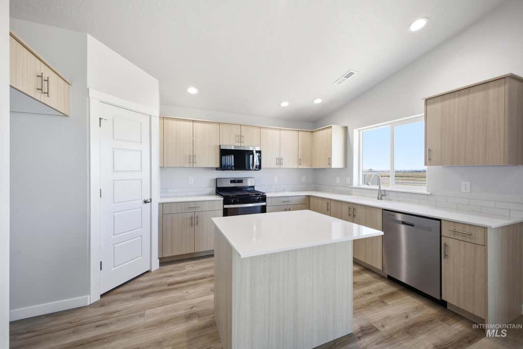 Photo of 8319 E Presley Ct, Nampa, ID 83687 (MLS # 98992050)
